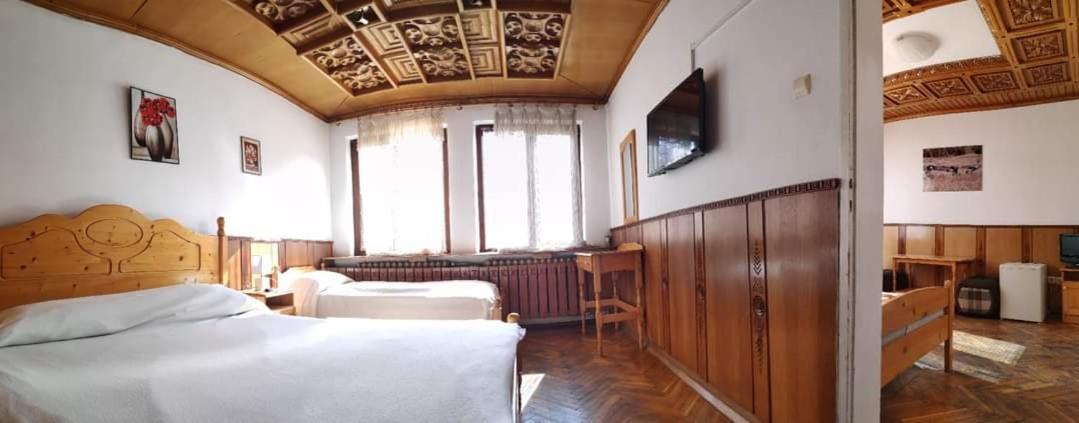 Чичо Томовата Колиба Tryavna Exterior photo